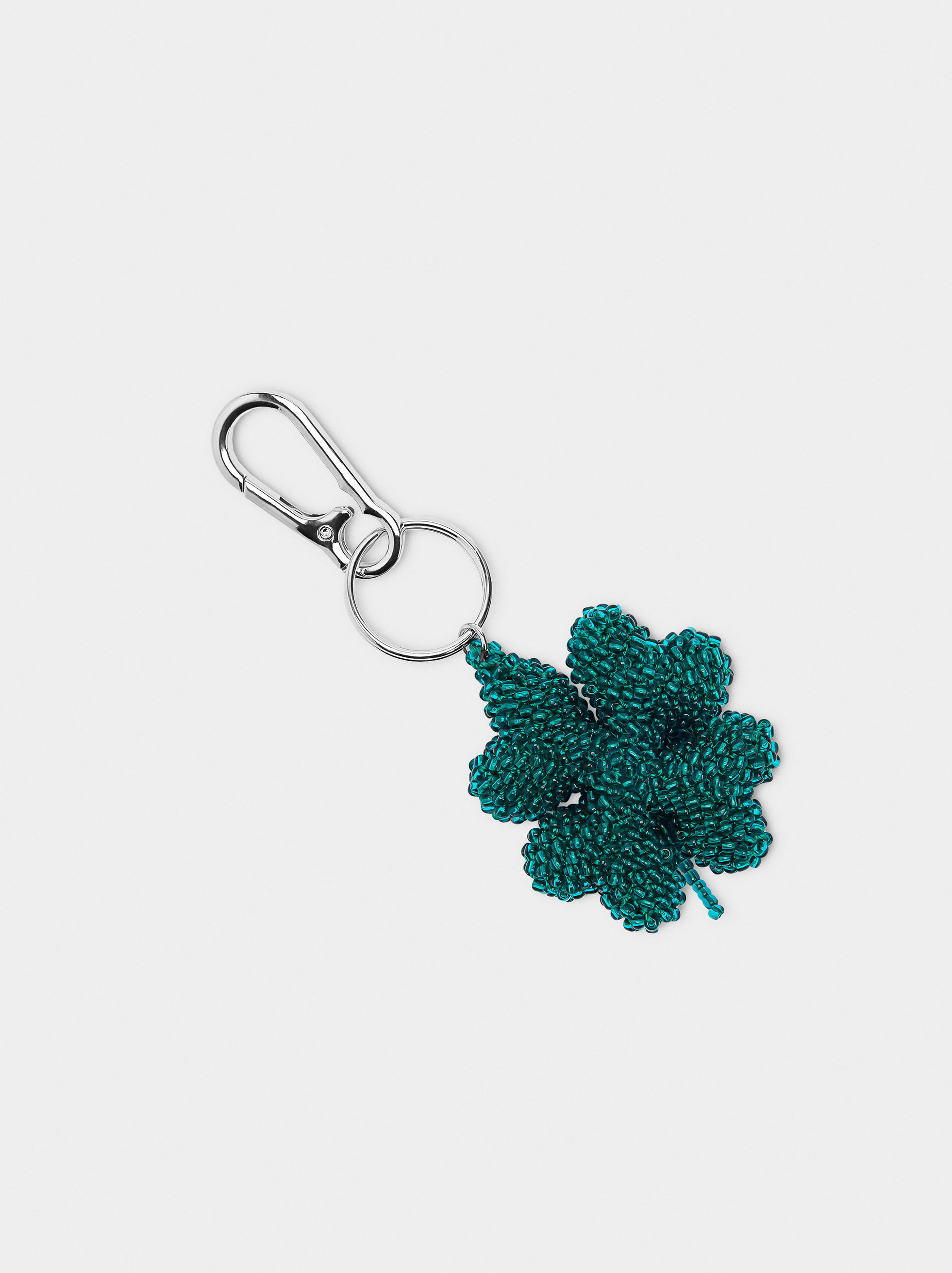 Portachiavi charm trifoglio con perline