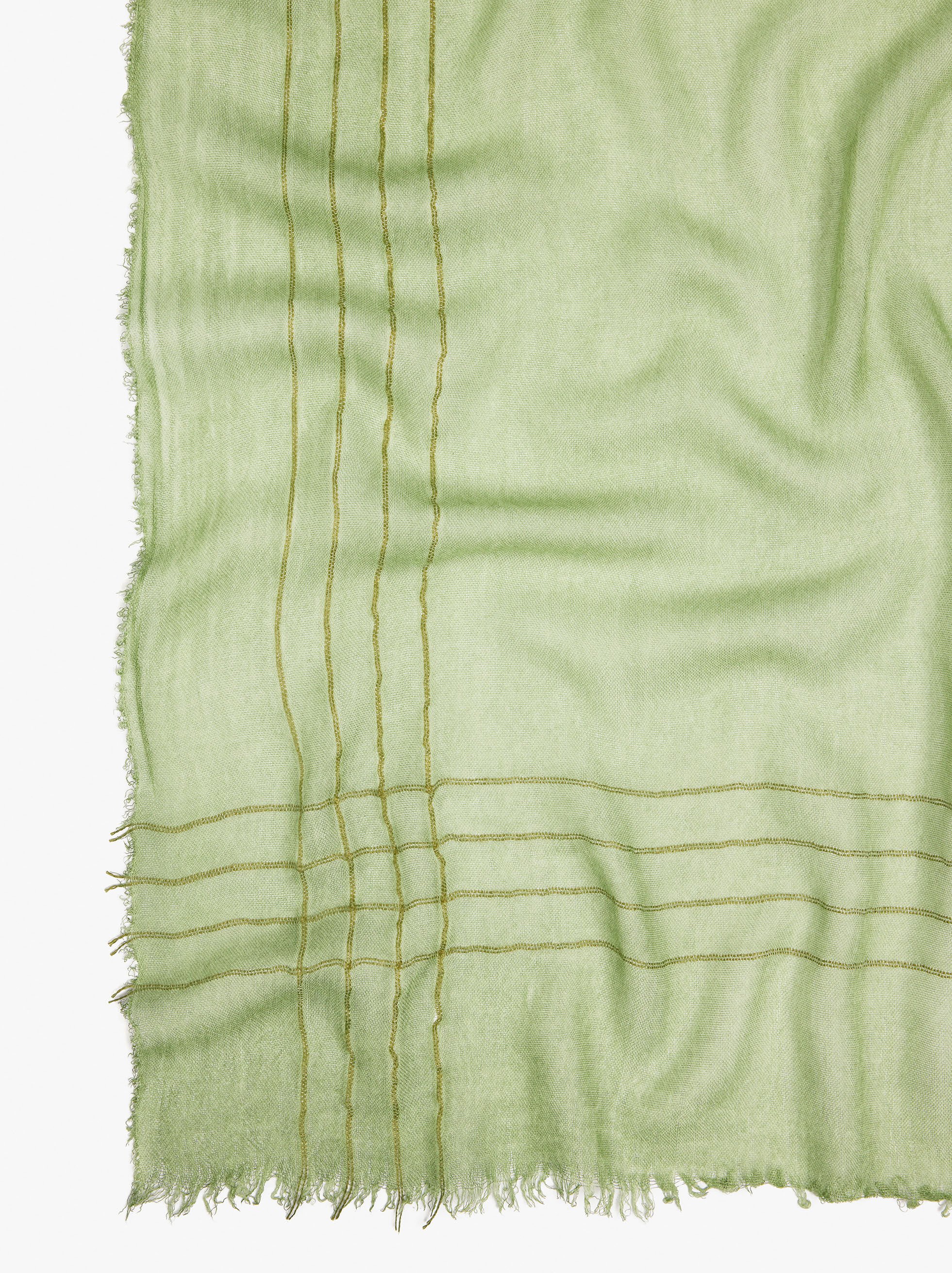 Pashmina con righe ricamate