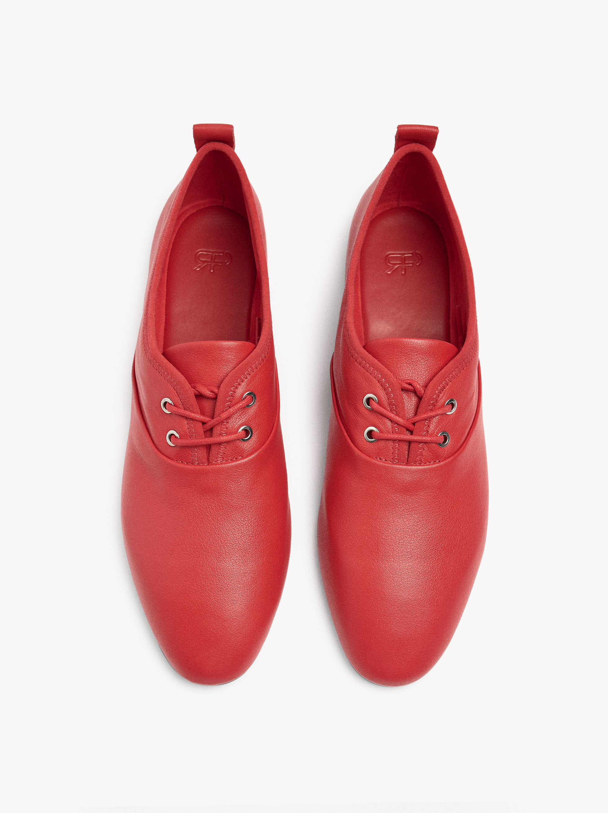 Scarpe piane in pelle