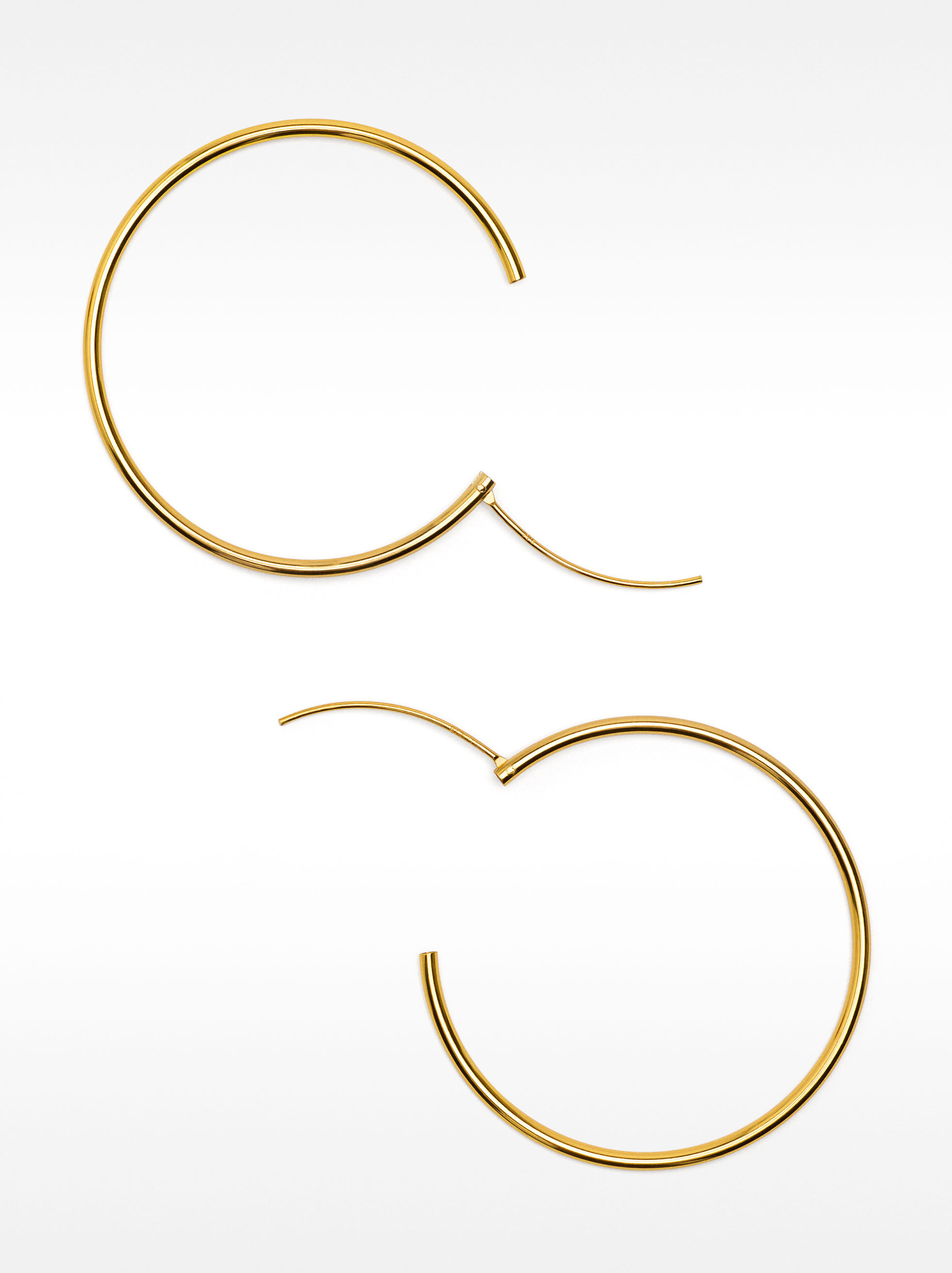Orecchini corti in argento 925