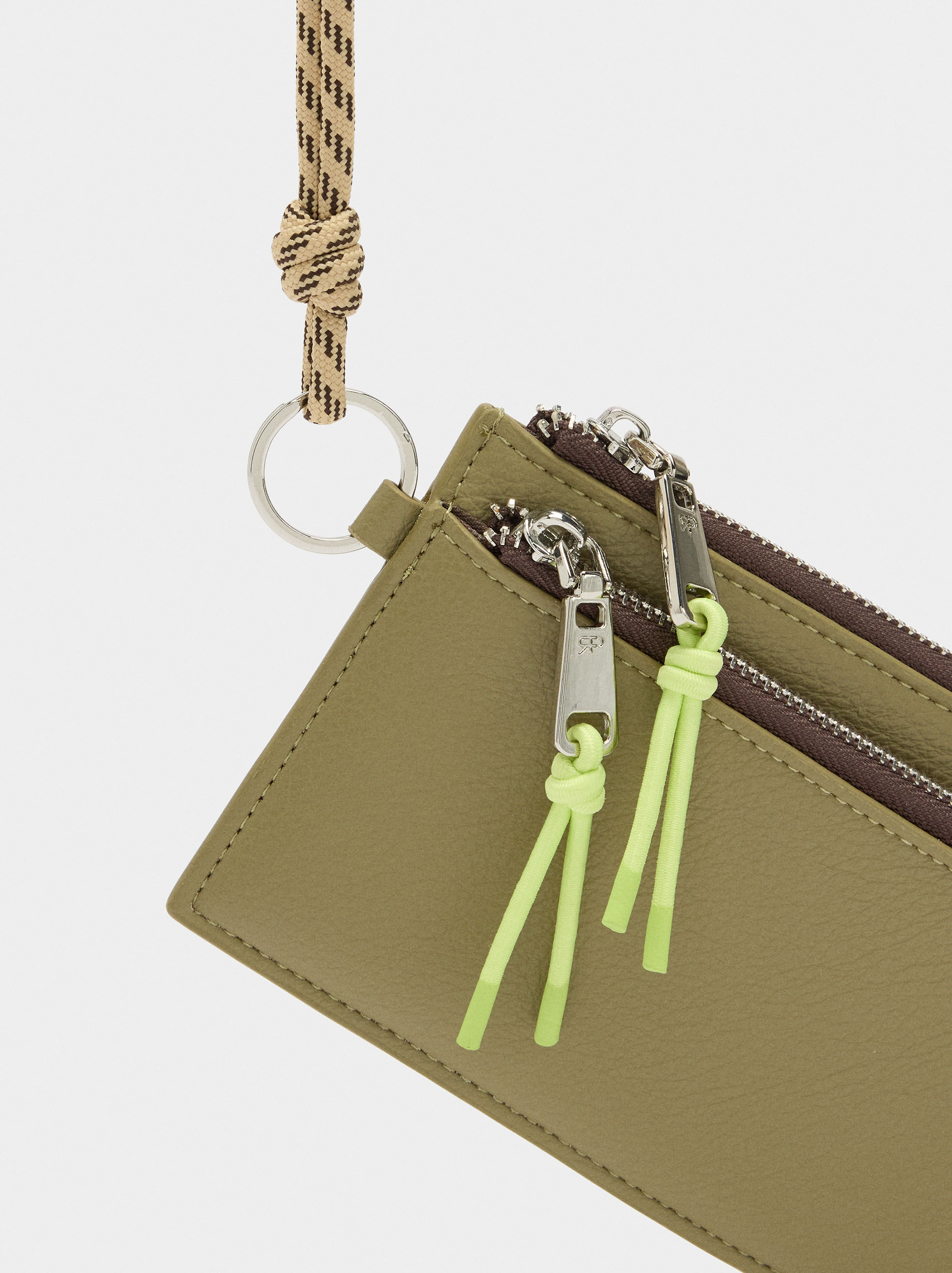 Borsa multifunzionale con texture e cordoncino