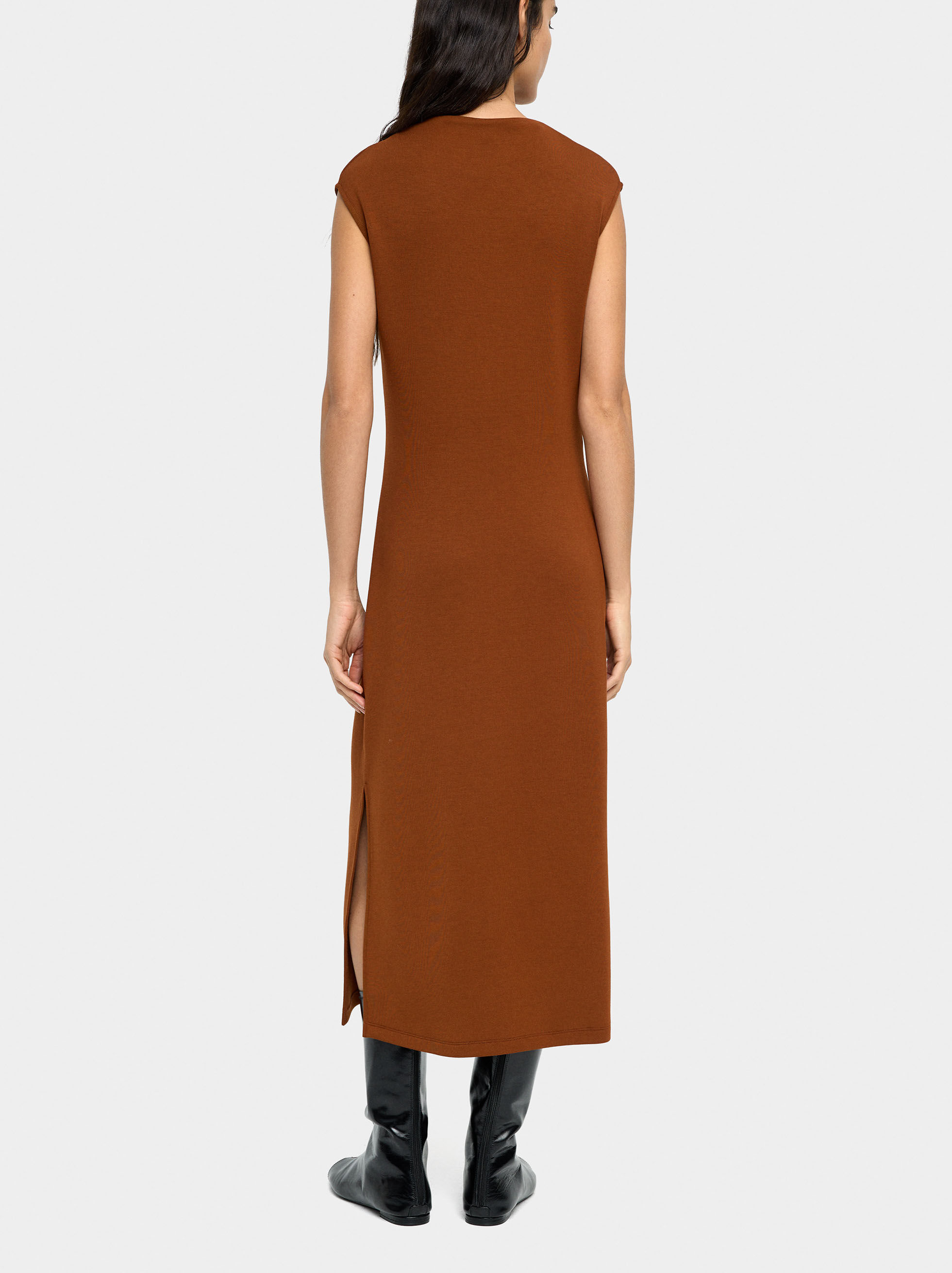Abito midi con drappeggiatura